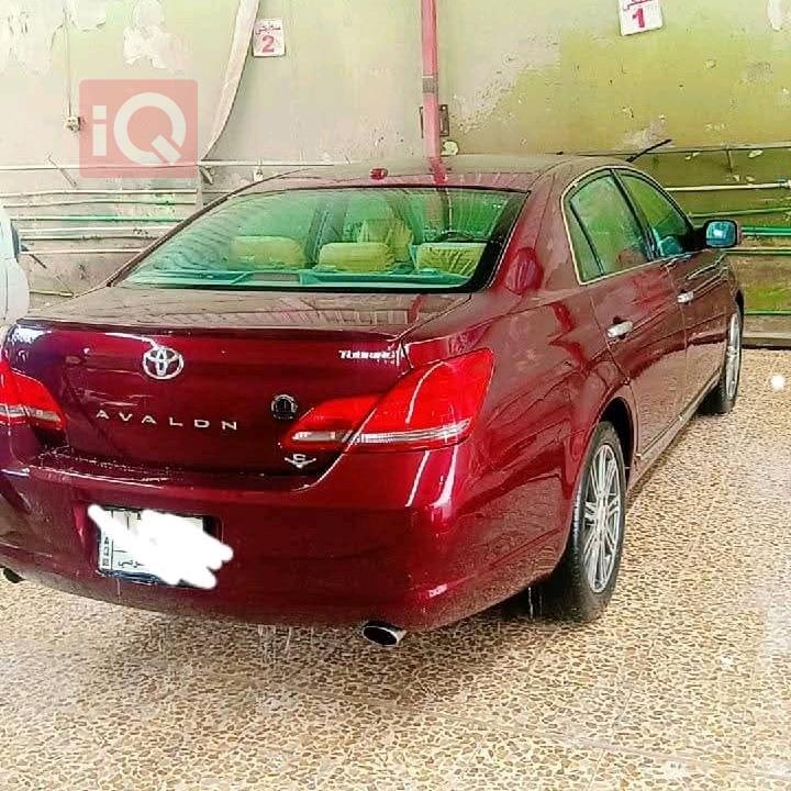 تويوتا أفالون